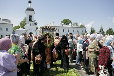 Шествие крестного хода